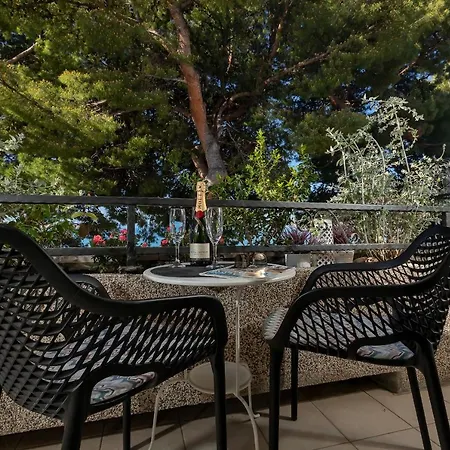 Mucrum Makarska