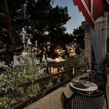 Mucrum Apartment *