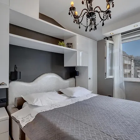 Apartman Mucrum *